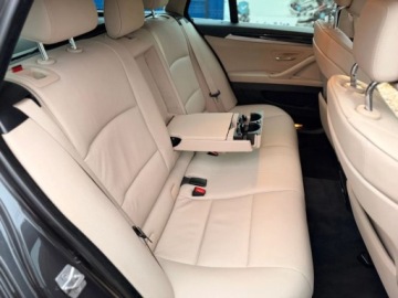 BMW Seria 5 F10-F11 Touring 525d 218KM 2012 BMW Seria 5 xDrive Swietny stan Serwisowany 2.0 Diesel 218KM, zdjęcie 32
