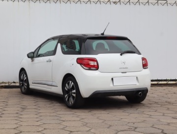 DS 3 Hatchback Facelifting 2014 (Citroen) 1.2 PureTech 110KM 2015 Citroen DS3 1.2 PureTech, Klima, Klimatronic, zdjęcie 3