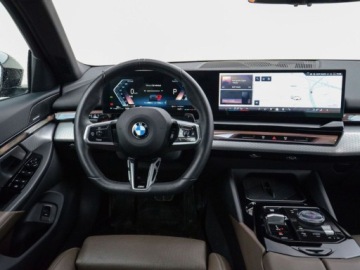 BMW Seria 5 G90-91 Touring 2.0 520d 197KM 2025 BMW Seria 5 520d xDrive Sedan 2.0 Diesel 197KM, zdjęcie 32