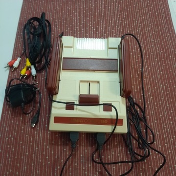 Семейная компьютерная игра.