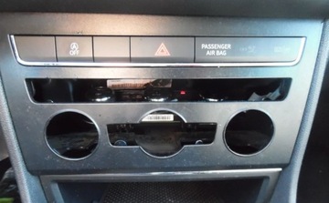 Seat Leon III SC 1.6 TDI 110KM 2015 Seat Leon 2015r, 1.6 TDI. Uszkodzony przod. 1.6 Diesel 110KM, zdjęcie 17