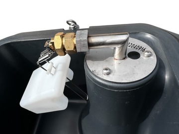 Poidło izolowane niezamarzające jednokomorowe jednokulowe 40L KERBL