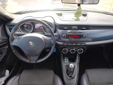 Alfa Romeo Giulietta Nuova II Hatchback 5d 1.4 TB 16v 120KM 2012 ALFA ROMEO GIULIETTA 1.4 TB 16v 120KM, Salon Polska, Manual,2 Właściciel, zdjęcie 12