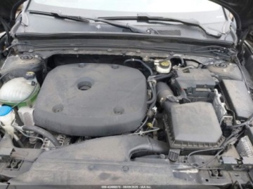 Volvo XC40 Crossover 2.0 T5 247KM 2020 Volvo XC 40 T5 Momentum 2020 2.0l 2.0 Benzyna 248KM, zdjęcie 8