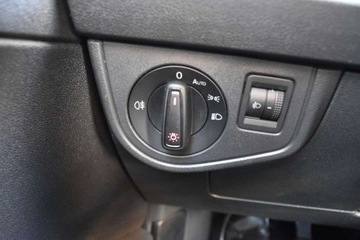 Volkswagen Polo V Hatchback 3d Facelifting 1.0 75KM 2017 Volkswagen Polo SalonPL 75KM MPI Trendline Pakiety Czujniki x2 Klimatyzajc, zdjęcie 21