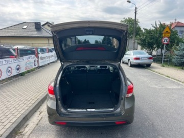 Hyundai i40 Kombi 1.7 CRDi HIGH 136KM 2015 Hyundai i40 LEDY XENON NAWIGACJA PARKTRONIC KAMERA GRZANE FOTELE TEMPOMAT, zdjęcie 24
