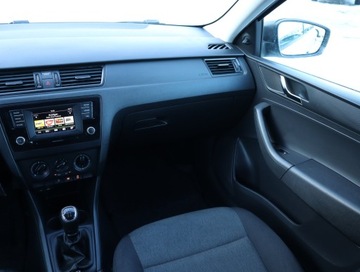 Skoda Rapid II Spaceback 1.2 TSI 90KM 2016 Skoda Rapid Spaceback 1.2 TSI, Salon Polska, Klima, zdjęcie 7
