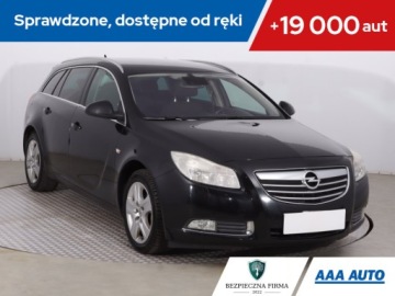 Opel Insignia I Sports Tourer 2.0 CDTI ECOTEC 160KM 2011 Opel Insignia 2.0 CDTI, Navi, Klima, Klimatronic