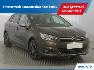 Citroen C4 II Hatchback 5d Facelifting 1.2 PureTech 130KM 2015 Citroen C4 1.2 PureTech, Navi, Klima, Klimatronic