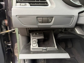 Peugeot 508 I SW 1.6 THP 156KM 2011 Peugeot 508 SW 1.6 turbo 156 KM Panorama dach Hak, zdjęcie 12