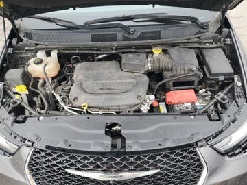 Chrysler Pacifica II 2022 Chrysler Pacifica Touring L 2022 3.6l 3.6 Benzyna 287KM, zdjęcie 6