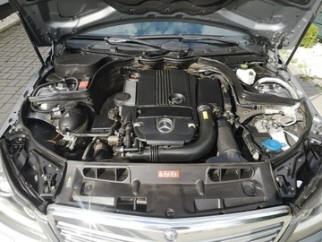 Mercedes Klasa C W204 Kombi T204 1.8 200 CGI BlueEFFICIENCY 184KM 2012 Mercedes C 200 1,8 T 184KM Klimatr Automat Nawi, zdjęcie 32