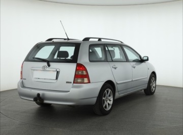 Toyota Corolla IX (E12) Kombi 2.0 D-4D 90KM 2004 Toyota Corolla 2.0 D-4D, HAK, Klima, Klimatronic, zdjęcie 4