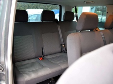 Volkswagen Caravelle T5 Caravelle Facelifting długi rozstaw osi 2.0 TDI 140KM 2013 Volkswagen Caravelle 9cio osobowa_HAK 2.0 Diesel 141KM, zdjęcie 6