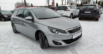 Peugeot 2015 Peugeot 308 1.2i 131 kM Navi Temp LED Kamera Panorama Bluetooth Serwis GWA, zdjęcie 1