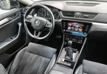 Skoda Superb III Liftback 2.0 TDI 190KM 2018 Skoda Superb Style Pakiety, Bi-Xenon, ACC, Kamera, GPS, Podgrzewane 4 fot, zdjęcie 10