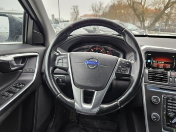 Volvo XC60 I SUV Facelifting 2.0 D4 DRIVE-E 181KM 2013 Volvo XC 60 2,0 diesel D4 181KM skóry, zdjęcie 9