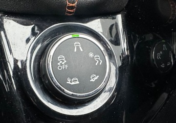 Peugeot 2008 I SUV Facelifting 1.2 PureTech 110KM 2016 Peugeot 2008 Zarejestrowany,Ledy,Skora,Navi 1.2 Benzyna 110KM, zdjęcie 12