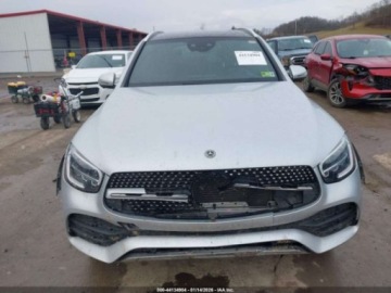 Mercedes GLC C253 2020 Mercedes-Benz GLC 300 4Matic 2020 2.0 Benzyna 255KM, zdjęcie 7
