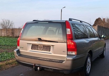 Volvo V70 II 2.4 170KM 2007 Volvo V70 Volvo V70 2.4 Momentum 2.4 Benzyna 170KM, zdjęcie 13