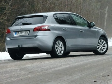Peugeot 308 II Hatchback 5d 1.2 PureTech 130KM 2017 Peugeot 308 T9 1.2 Benzyna 131KM, zdjęcie 21