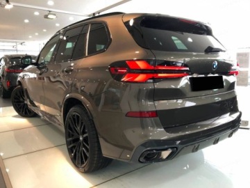 BMW X5 G05 SUV Facelifting 3.0 40d 352KM 2026 BMW X5 xDrive40d Sport Suv 3.0 (352KM) 2026, zdjęcie 1