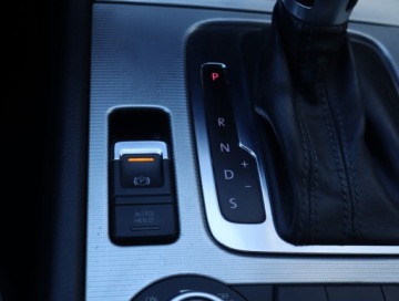 Volkswagen Touareg II SUV 3.0 V6 TDI BlueMotion 240KM 2011 VW Touareg 3.0 TDI, 236 KM, 4X4, Automat, zdjęcie 12