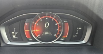Volvo V60 I 2016 Volvo V60 2.0 benzyna Moc 240 KM benzyna - GAZ 2.0 Benzyna 240KM, zdjęcie 24