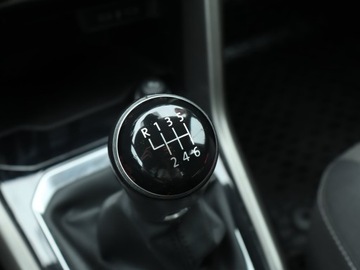 Volkswagen T-Roc I SUV 1.0 TSI 110KM 2021 VW T-Roc 1.0 TSI, Salon Polska, VAT 23%, Klima, zdjęcie 16