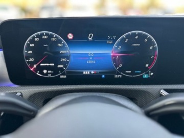 Mercedes Klasa A W177/V177 Hatchback AMG Facelifting 2.0 A35 306KM 2023 Mercedes-Benz Klasa A 35 AMG Night PakietPremium PlusPanoramaBurmester Sal, zdjęcie 19