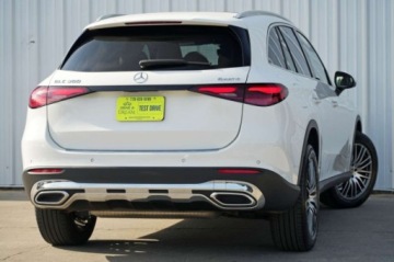Mercedes GLC C254/X254 2023 Mercedes-Benz GLC 300 4Matic Suv 2023 2.0 Benzyna 255KM, zdjęcie 5