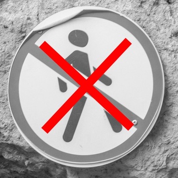 Доска 30х40 ПВХ Нет парковки ВЪЕЗДНЫЕ ВОРОТА