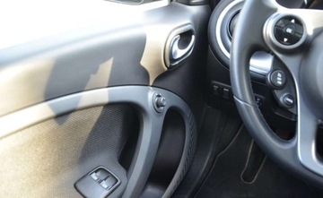 Smart Forfour II Hatchback 0.9 90KM 2018 Smart ForFour II W453 0.9 Turbo Benzyna 90KM Prime Panorama Skóra Aut.Klima, zdjęcie 21