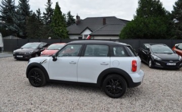 Mini Countryman R60 Crossover Facelifting 1.6 122KM 2015 MINI Countryman Nawigacja Skora Xenon Benzyna Nawigacja 1.6 Benzyna 122KM, zdjęcie 1