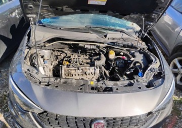 Fiat Tipo II Sedan 1.4 95KM 2020 Fiat Tipo 2020r, Salon Polska. 1.4 LPG. Uszkodzony lewy przod i tyl. 1.4, zdjęcie 4