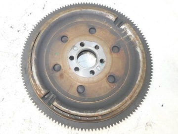 AUDI A4 B5 1.8 94-01R KOLO SETRVAČNÍK