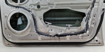 DVEŘE PŘEDNÍ PRAVÝ YK HYUNDAI TERRACAN