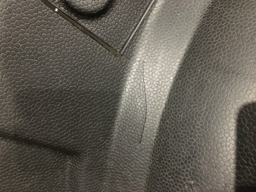 BOCZEK LEWY BAGAŻNIKA TAPICERKA MERCEDES W201 190 2016932333