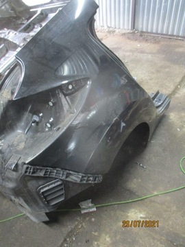 HYUNDAI VELOSTER BLATNÍK PRAVÝ ZADNÍ MZH