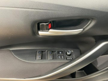 Toyota Corolla XII Sedan 1.8 Hybrid 122KM 2022 Toyota Corolla 1.8 Hybrid Comfort/Tech Salon Pl, zdjęcie 12