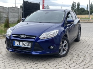 Ford Focus III Sedan Facelifting 1.0 EcoBoost 100KM 2014 Ford Focus 1,0 benzyna 100 Koni Nowy rozrzad Oplacony Benzyna 100KM, zdjęcie 3