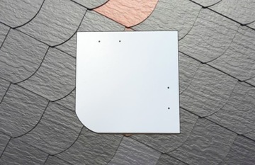 Płytka dachowa struktonit 30x30 cm prawa biała CEDRAL