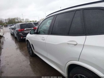 BMW X5 G05 2024 BMW X5 XDrive40I 2024 3.0 Benzyna 375KM, zdjęcie 1