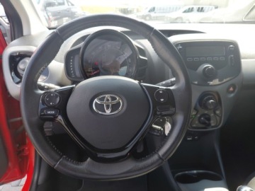 Toyota Aygo II Hatchback 3d Facelifting 1.0 VVT-i 72KM 2021 Toyota Aygo 1.0 VVT-i X-play II (2014-) TOYOTA Ayg, zdjęcie 15