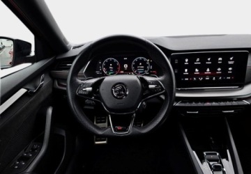 Skoda Octavia IV RS Liftback 2.0 TSI 245KM 2021 Skoda Octavia Sportowa kierownica i fotele - ACC 210kmh - Kamera - Czujnik, zdjęcie 24