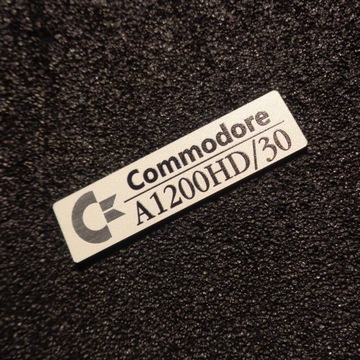 Commodore Amiga 1200HD/30 naklejka LOGO wypukłe 49