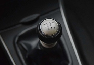 Toyota Corolla X Sedan Facelifting 1.4 D-4D 90KM 2013 Toyota Corolla Polski salon_1.4 D_90KM _ klimatyzacja _ podgrzewane fotele, zdjęcie 15