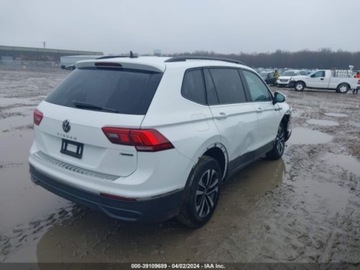 Volkswagen Tiguan II 2022 Volkswagen Tiguan 2022 VOLKSWAGEN TIGUAN 2.0T 2.0 Benzyna 184KM, zdjęcie 4