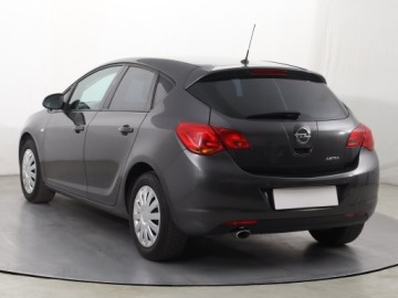 Opel Astra J Hatchback 5d 1.4 Turbo ECOTEC 120KM 2011 Opel Astra 1.4 T, Klima, Tempomat, Parktronic, zdjęcie 3