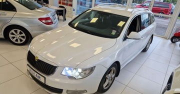 Skoda Superb II Kombi 2.0 TDI CR DPF 170KM 2011 Skoda Superb 2.0 TDI 170KM Ksenonowe reflektory 2.0 Diesel 170KM, zdjęcie 1